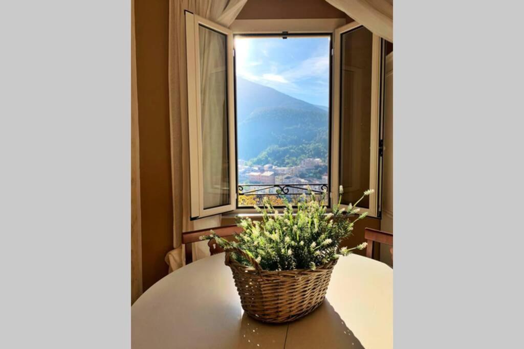 Casa Flea - Holiday Apartment With 2 Bedrooms Gualdo Tadino Dış mekan fotoğraf