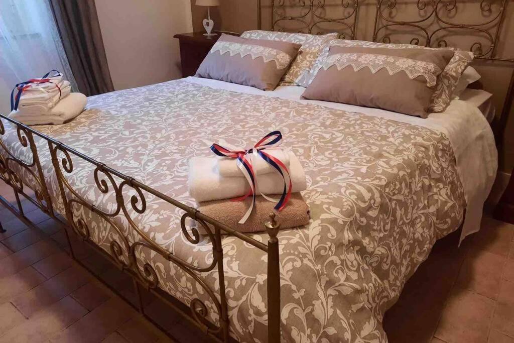 Casa Flea - Holiday Apartment With 2 Bedrooms Gualdo Tadino Dış mekan fotoğraf